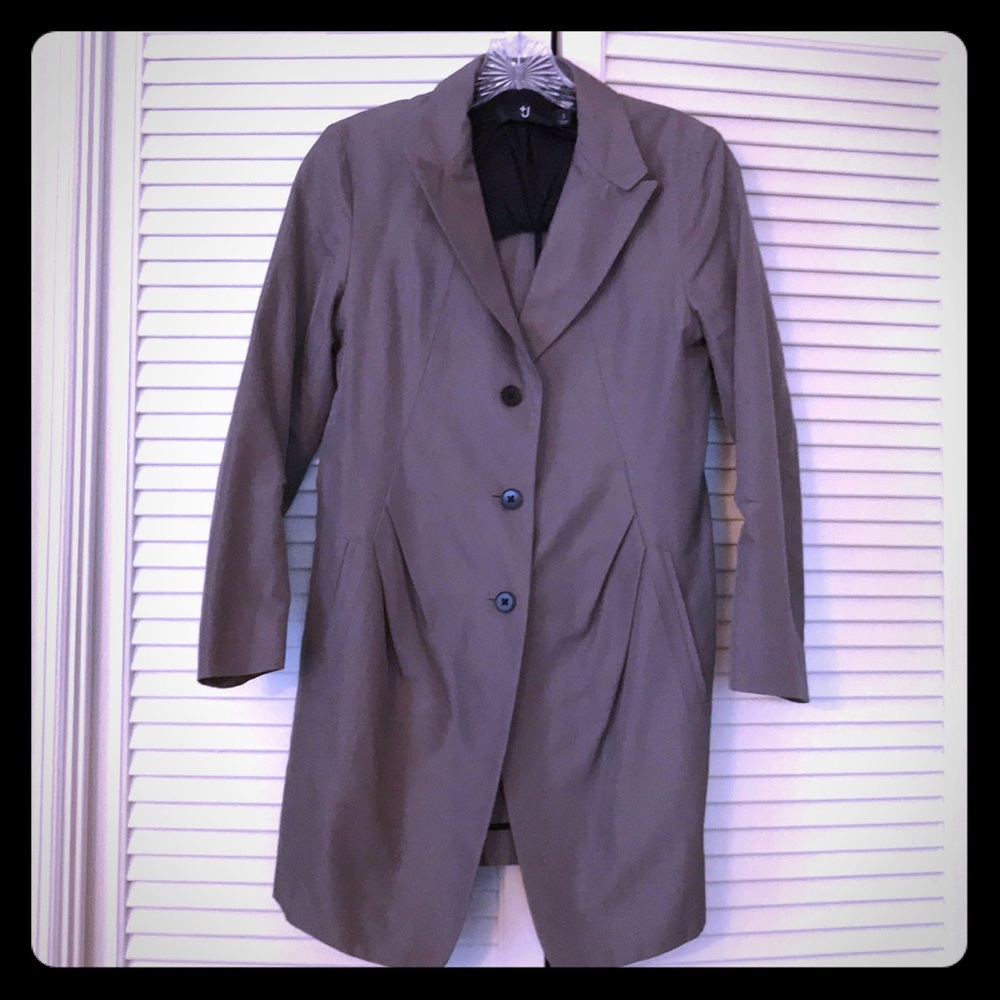 Gray sateen fitted jacket